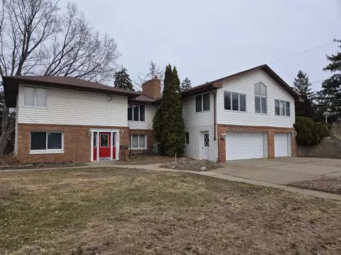 2100 Wentworth Ave, South Saint Paul, MN 55075