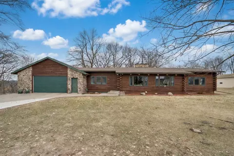 830 W Church St, Belle Plaine, MN 56011