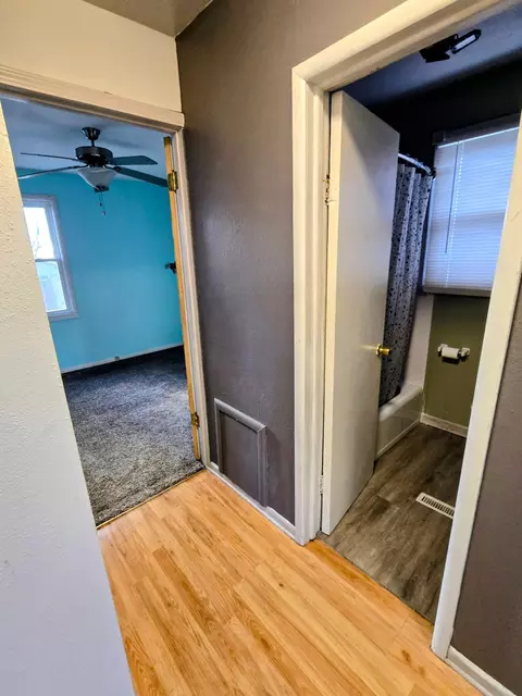 Entry Way - 116 6th St E, Jasper, MN 56144 photo 2 of 2