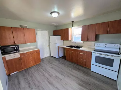 Kitchen - 116 6th St E, Jasper, MN 56144 photo 3 of 4