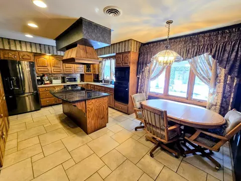 Kitchen - 910 3rd Ave SW, Pipestone, MN 56164 photo 1 of 8