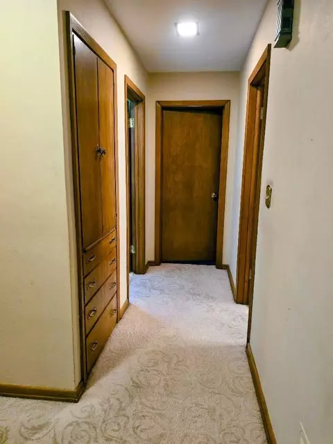 Entry Way - 910 3rd Ave SW, Pipestone, MN 56164 photo 3 of 3