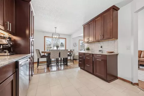 1955 Timber Wolf Trl S, Eagan, MN 55122 photo 9