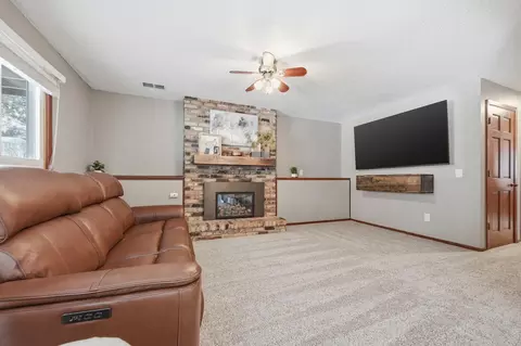 1955 Timber Wolf Trl S, Eagan, MN 55122 photo 27