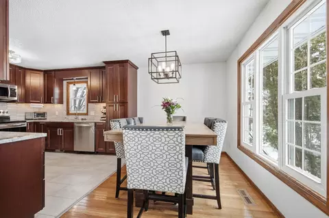 1955 Timber Wolf Trl S, Eagan, MN 55122 photo 11