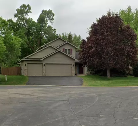 1156 Pond Curv, Waconia, MN 55387