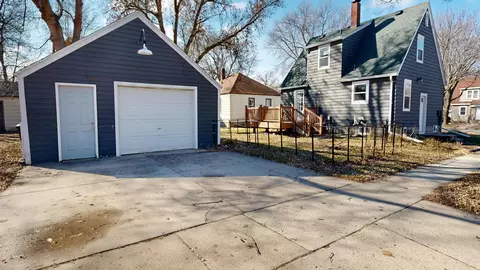 Exterior - 601 7th St SW, Willmar, MN 56201 photo 2 of 2