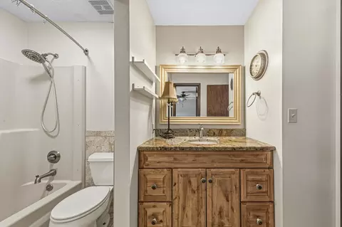 Bath - 1902 Brookside Dr, Albert Lea, MN 56007 photo 1 of 2