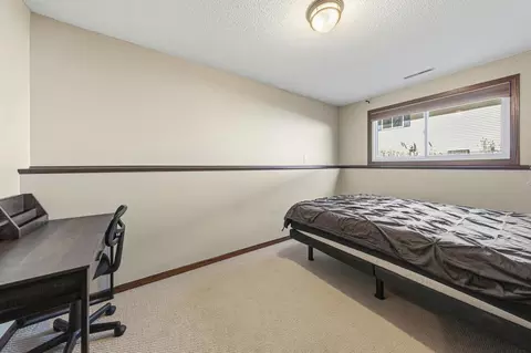 Bedroom - 1902 Brookside Dr, Albert Lea, MN 56007 photo 6 of 8