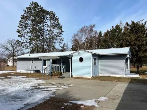 726 2nd St W, Deer River, MN 56636