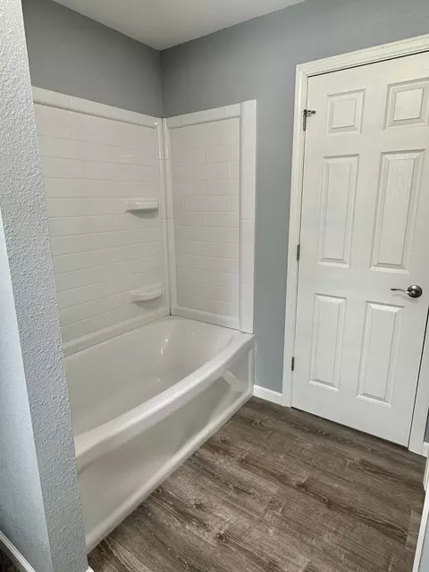 Bath - 605 7th St W, Park Rapids, MN 56470 photo 3 of 6