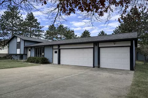 Exterior - 605 7th St W, Park Rapids, MN 56470 photo 2 of 8