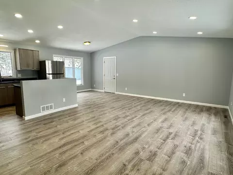 Living - 605 7th St W, Park Rapids, MN 56470 photo 2 of 5