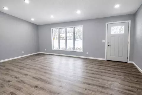 Living - 605 7th St W, Park Rapids, MN 56470 photo 1 of 5