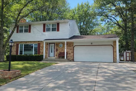 2340 Ensign Ave N, Golden Valley, MN 55427