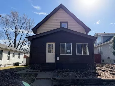 844 Armstrong Ave, Saint Paul, MN 55102