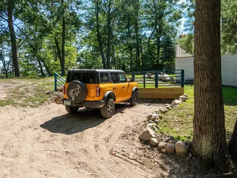 Exterior - 31528 Lakeview Dr, Cushing, MN 56443 photo 5 of 29