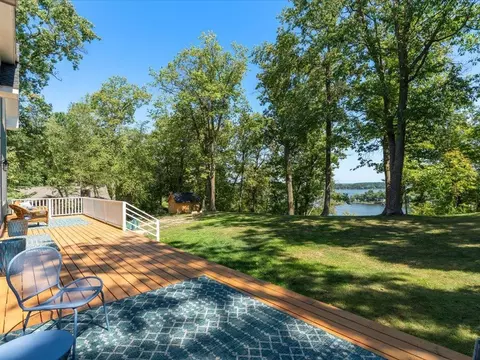 Exterior - 31528 Lakeview Dr, Cushing, MN 56443 photo 4 of 29