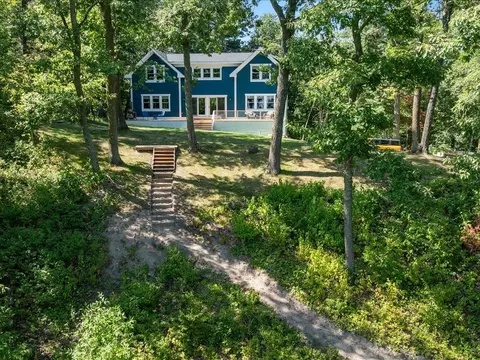 Exterior - 31528 Lakeview Dr, Cushing, MN 56443 photo 15 of 29