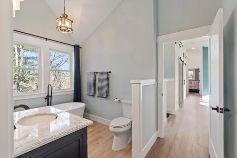 Bath - 31528 Lakeview Dr, Cushing, MN 56443 photo 4 of 4
