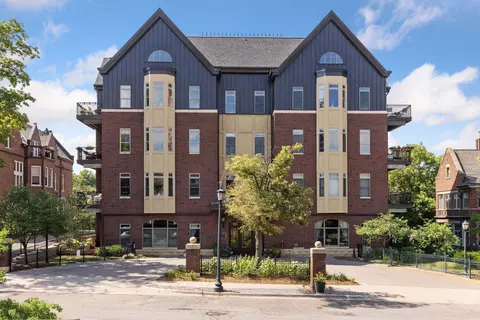 301 Clifton Ave #1H, Minneapolis, MN 55403