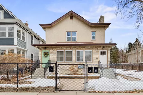307 4th St NE, Minneapolis, MN 55413