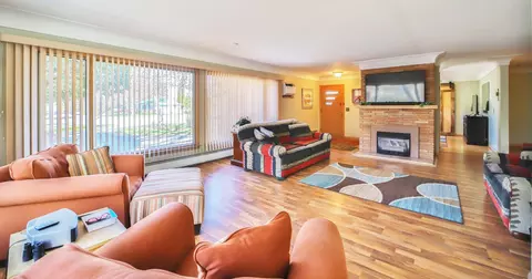 Living - 1507 S 6th St, Brainerd, MN 56401 photo 3 of 8