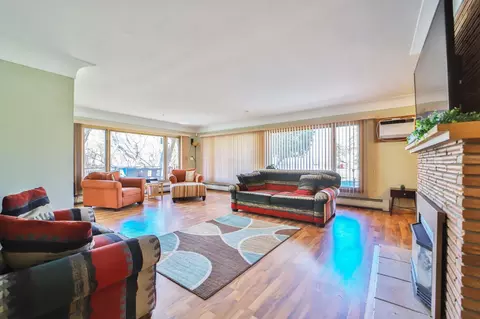 Living - 1507 S 6th St, Brainerd, MN 56401 photo 6 of 8
