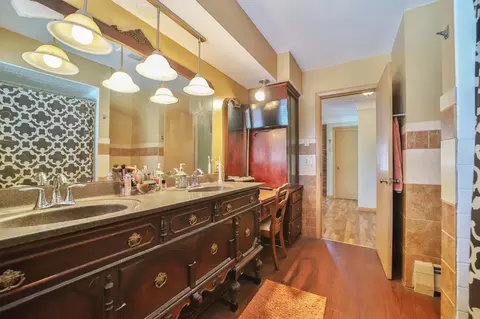 Bath - 1507 S 6th St, Brainerd, MN 56401 photo 1 of 4