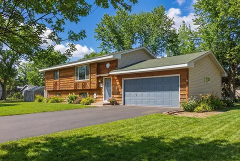 6710 115 12 Ave N, Champlin, MN 55316