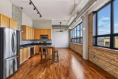 1701 Madison St NE #201, Minneapolis, MN 55413