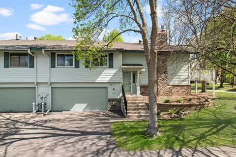 11143 Xavier Rd, Bloomington, MN 55437
