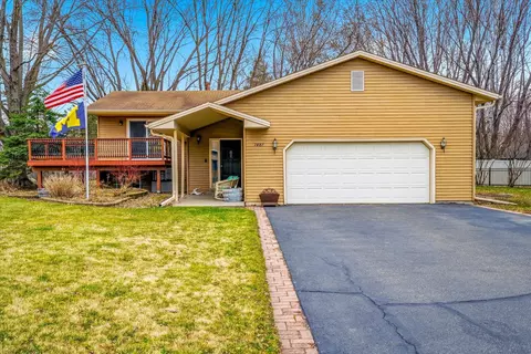 1487 Meadow Ln, Maple Plain, MN 55359