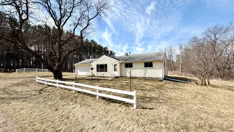 108 Cherry St, Red Wing, MN 55066