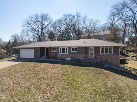1380 Braun Ct, Eagan, MN 55123