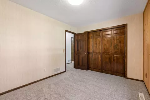 Bedroom - 4841 Safari Ct N, Eagan, MN 55122 photo 8 of 9