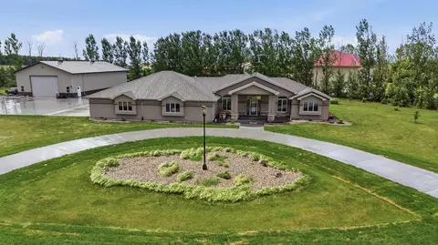 16496 42nd St SE, Mapleton, ND 58059