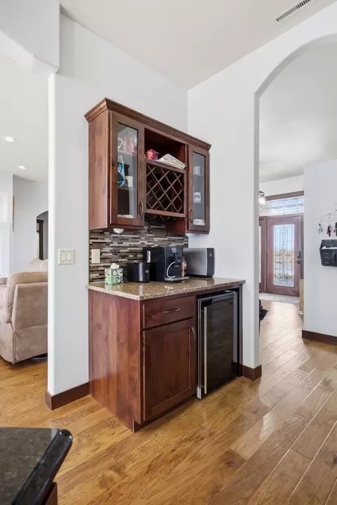 Kitchen - 16496 42nd St SE, Mapleton, ND 58059 photo 5 of 6
