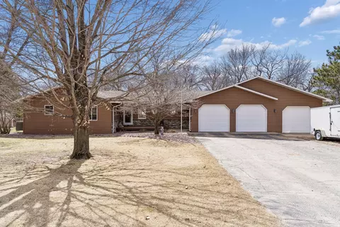 48937 N Shore Rd, Waterville, MN 56096