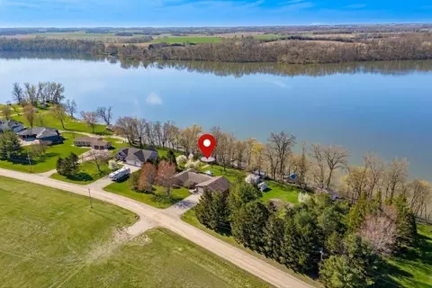48937 N Shore Rd, Waterville, MN 56096