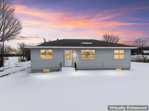 7320 90th St SE, Stewartville, MN 55976