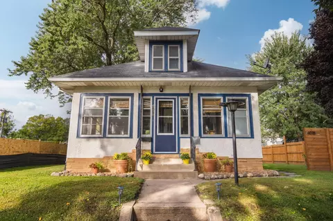 4018 5th St NE, Columbia Heights, MN 55421