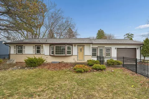 3920 White Bear Ave N, White Bear Lake, MN 55110