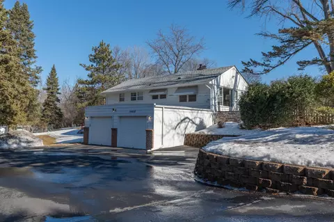 14408 Brunsvold Rd, Minnetonka, MN 55345
