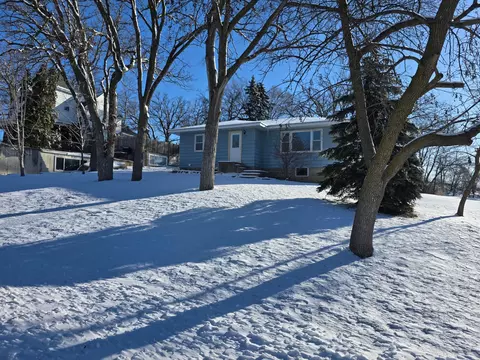 421 West Ave, Detroit Lakes, MN 56501