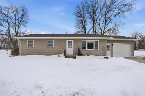 535 W Bend Ln, Alvarado, MN 56710