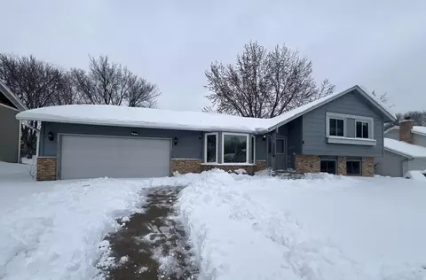 12209 24th Ave S, Burnsville, MN 55337