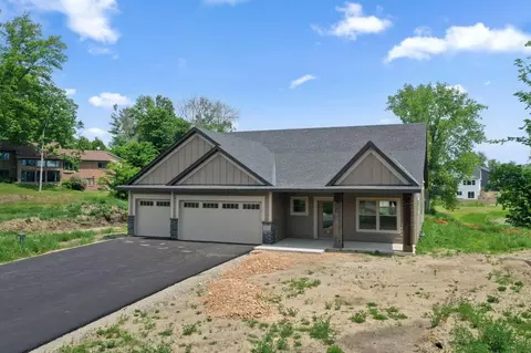 1956 Woods Pt, Waconia, MN 55387
