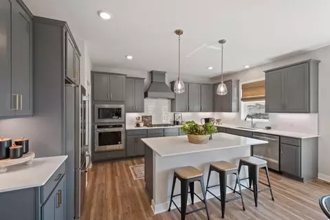 1696 Zumbro Ave, Shakopee, MN 55379