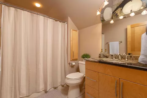 Bath - 25809 Emerald Dr, Pelican Rapids, MN 56572 photo 4 of 4